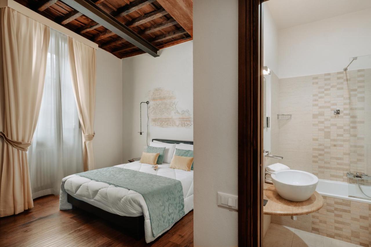 ローマ ルレ ジュリア Bed & Breakfast エクステリア 写真